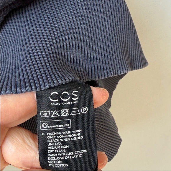 COS Short Sleeve Sweatshirt Blue - Picture 6 of 9